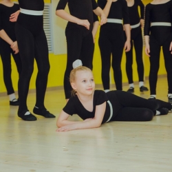 Средние группы 6-8 лет.